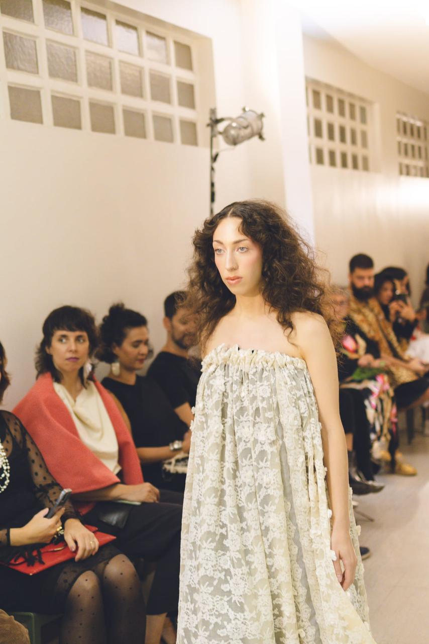 Vestido tomara que caia renda
